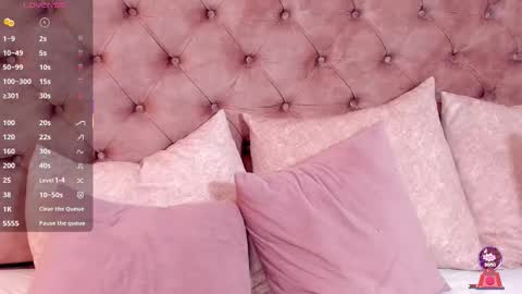 Regina  online show from December 4, 11:02 pm