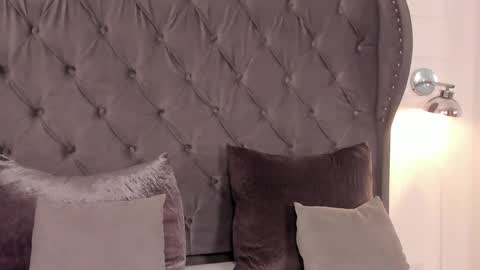 Regina  online show from January 16, 3:10 am