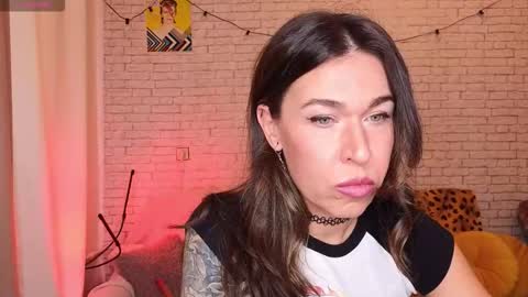 Snapshot of reginahawkinss chatting on November 4, 8:57 am ReginaHawkinss online show from November 4, 8:57 am