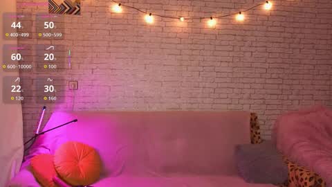 Snapshot of reginahawkinss chatting on November 20, 10:37 am ReginaHawkinss online show from November 20, 10:37 am