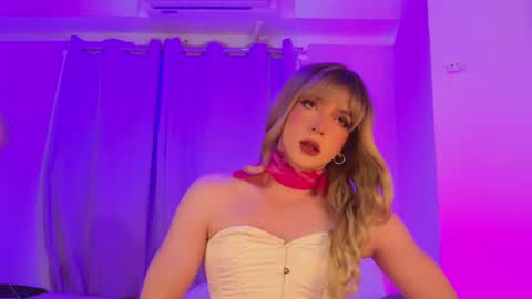 reginarose online show from October 3, 3:14 am