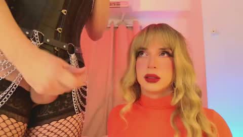 reginarose online show from October 17, 4:26 am