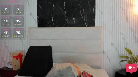 reginavegaa online show from February 25, 11:42 am