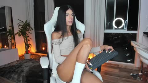  REICHEL  online show from January 18, 6:24 am