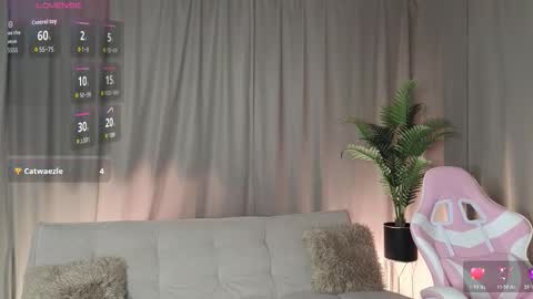 Snapshot of reidnox chatting on March 19, 9:52 pm reidnox online show from March 19, 9:52 pm