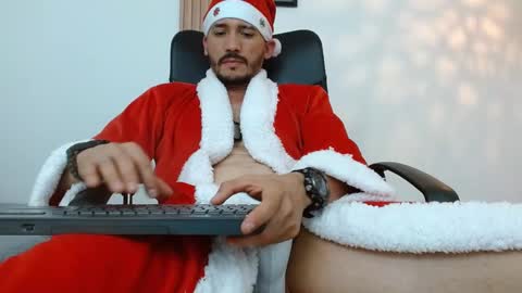   REIKO  online show from December 28, 6:29 pm