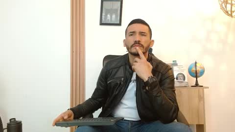 Snapshot of reiko_85_ chatting on September 30, 2:44 pm REIKO online show from September 30, 2:44 pm