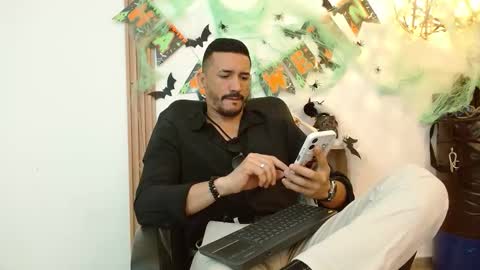 Snapshot of reiko_85_ chatting on October 15, 3:12 pm REIKO online show from October 15, 3:12 pm