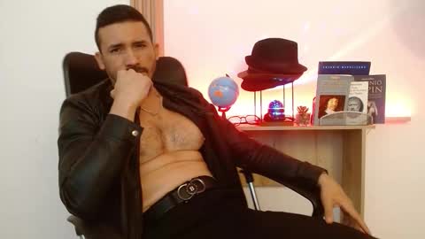 Snapshot of reiko_85_ chatting on November 13, 4:50 pm REIKO online show from November 13, 4:50 pm