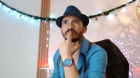   REIKO  online show from December 18, 4:35 pm