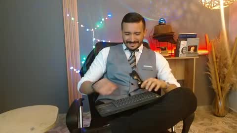 Snapshot of reiko_85_ chatting on April 3, 2:26 pm REIKO online show from April 3, 2:26 pm