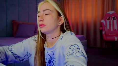 reina cummings online show from November 6, 7:31 am