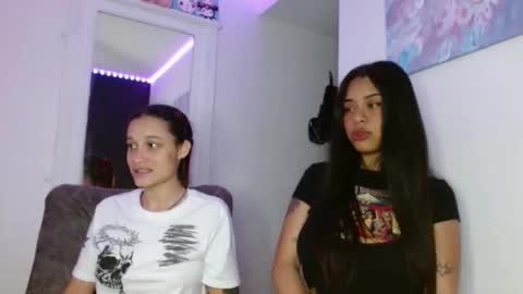 reina_reina online show from March 28, 4:12 am