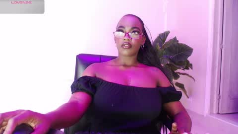 Miah online show from November 2, 3:53 am