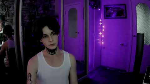 Snapshot of remitrash chatting on September 12, 10:15 am RemiTrash online show from September 12, 10:15 am