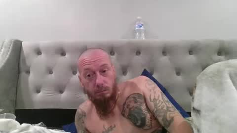 Snapshot of remshotdt chatting on January 17, 10:33 am remshotdt online show from January 17, 10:33 am