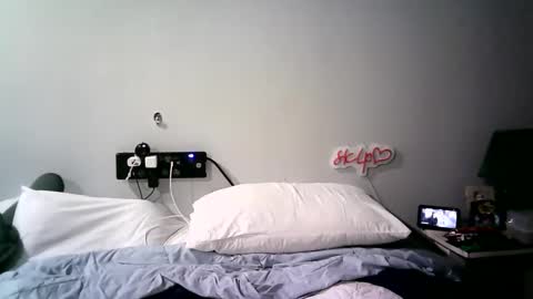 remshotdt online show from March 13, 6:25 pm