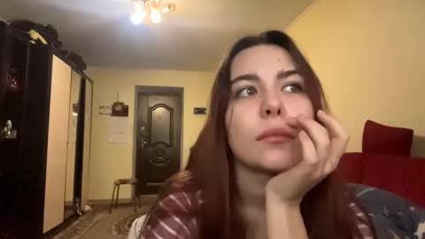 Snapshot of renamassee chatting on February 4, 7:25 am Lily online show from February 4, 7:25 am