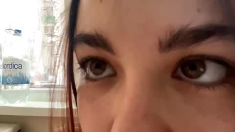 Snapshot of renamassee chatting on February 7, 6:39 am Lily online show from February 7, 6:39 am