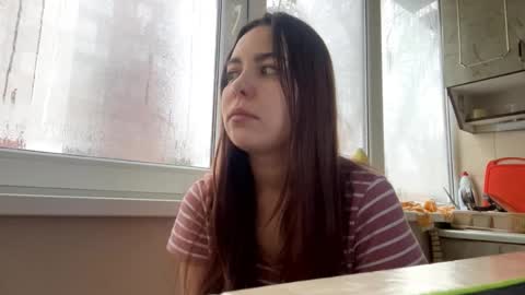 Snapshot of renamassee chatting on February 8, 6:06 am Lily online show from February 8, 6:06 am