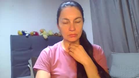 renata_hot1 online show from May 11, 11:13 pm