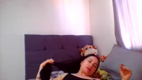 renata_hot1 online show from June 16, 7:49 pm