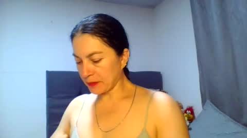 renata_hot1 online show from June 23, 2:42 am