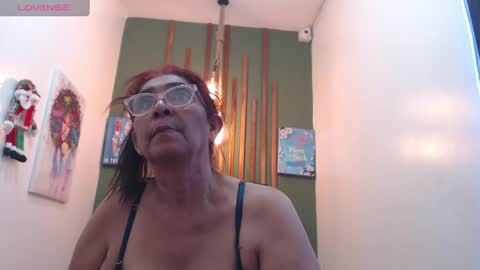 renata_milf_ online show from December 9, 5:41 pm