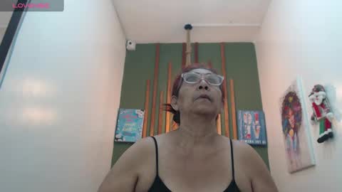 renata_milf_ online show from December 23, 6:05 pm