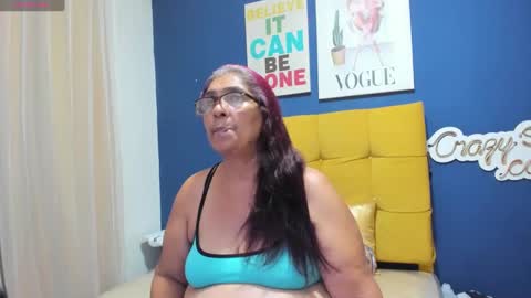 renata_milf_ online show from March 6, 4:19 am