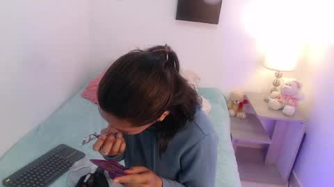 renataj online show from October 31, 9:10 am