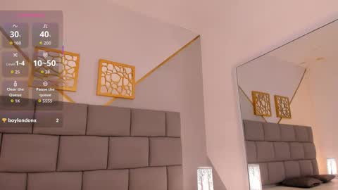 Snapshot of renatajhonson chatting on November 15, 6:11 am Renata online show from November 15, 6:11 am