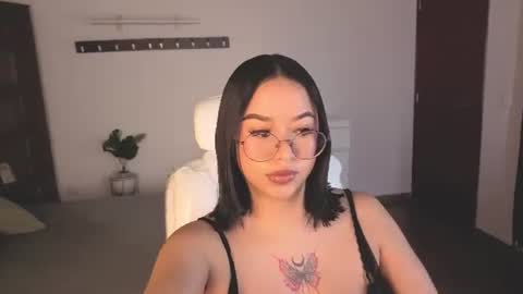 renaxi_smith online show from July 11, 7:27 pm