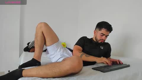 Snapshot of rendonass chatting on October 25, 5:40 pm rendonass online show from October 25, 5:40 pm