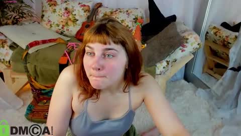 rene_shine online show from October 27, 9:13 am