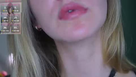 Snapshot of renecatino chatting on June 10, 1:21 pm Emma online show from June 10, 1:21 pm