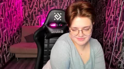 renee_turner online show from December 15, 3:56 am