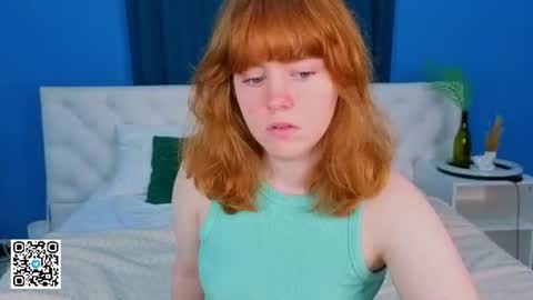 reneefoxy_ online show from June 13, 1:14 am