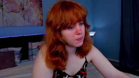 reneefoxy_ online show from June 16, 1:08 am