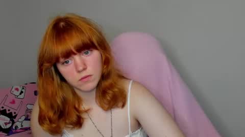 reneefoxy_ online show from June 27, 1:10 am