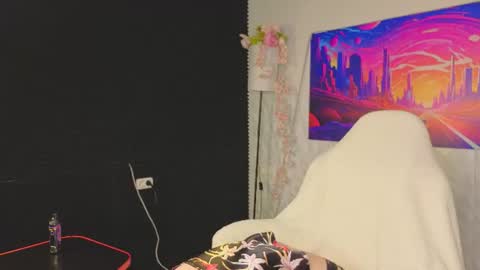 reneefoxy_ online show from June 28, 1:11 am