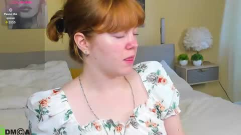 reneefoxy_ online show from July 12, 12:56 am
