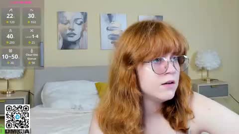 reneefoxy_ online show from July 20, 12:47 am
