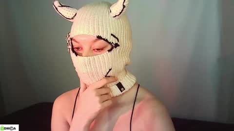 Snapshot of renesme_lusilia chatting on May 7, 2:28 am Renesme White Im here from Monday to Friday online show from May 7, 2:28 am