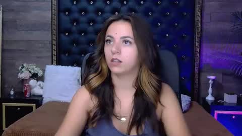 Snapshot of renesmesweet chatting on October 14, 11:11 am renesmesweet online show from October 14, 11:11 am