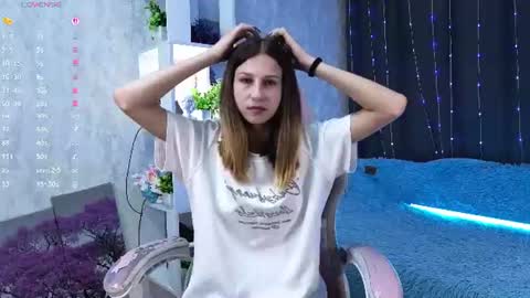 Christina online show from July 1, 5:12 pm