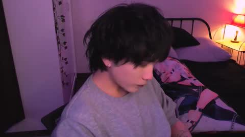 rennuts online show from October 9, 1:53 pm