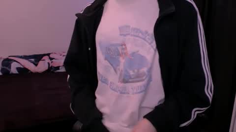 rennuts online show from March 20, 7:13 am