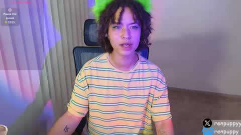 Snapshot of renpuppy chatting on March 18, 5:43 am REN online show from March 18, 5:43 am