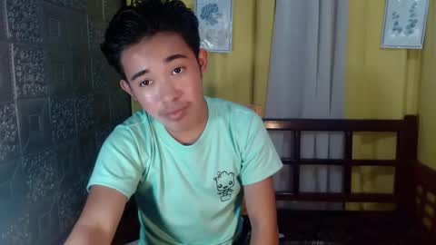 rnezamora online show from October 28, 2:42 pm